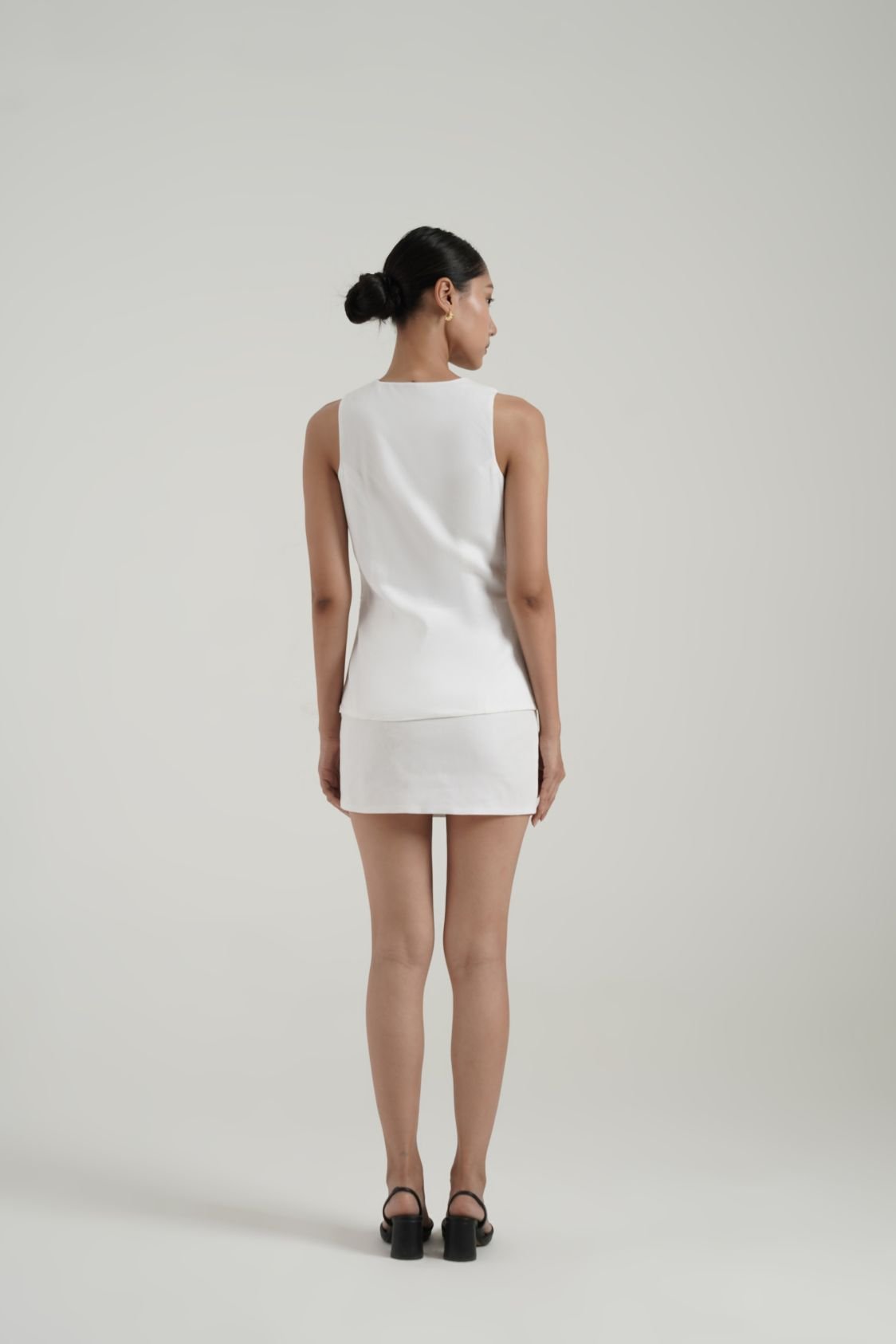 Poise White waistcoat set - Image 5