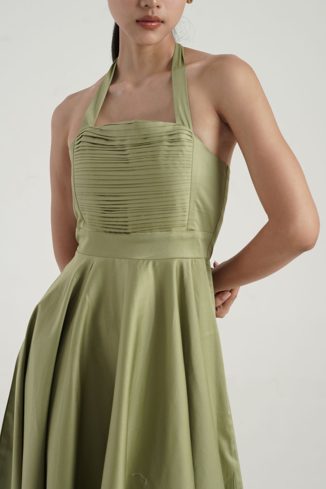 Elle dress in Matcha Green - Image 3